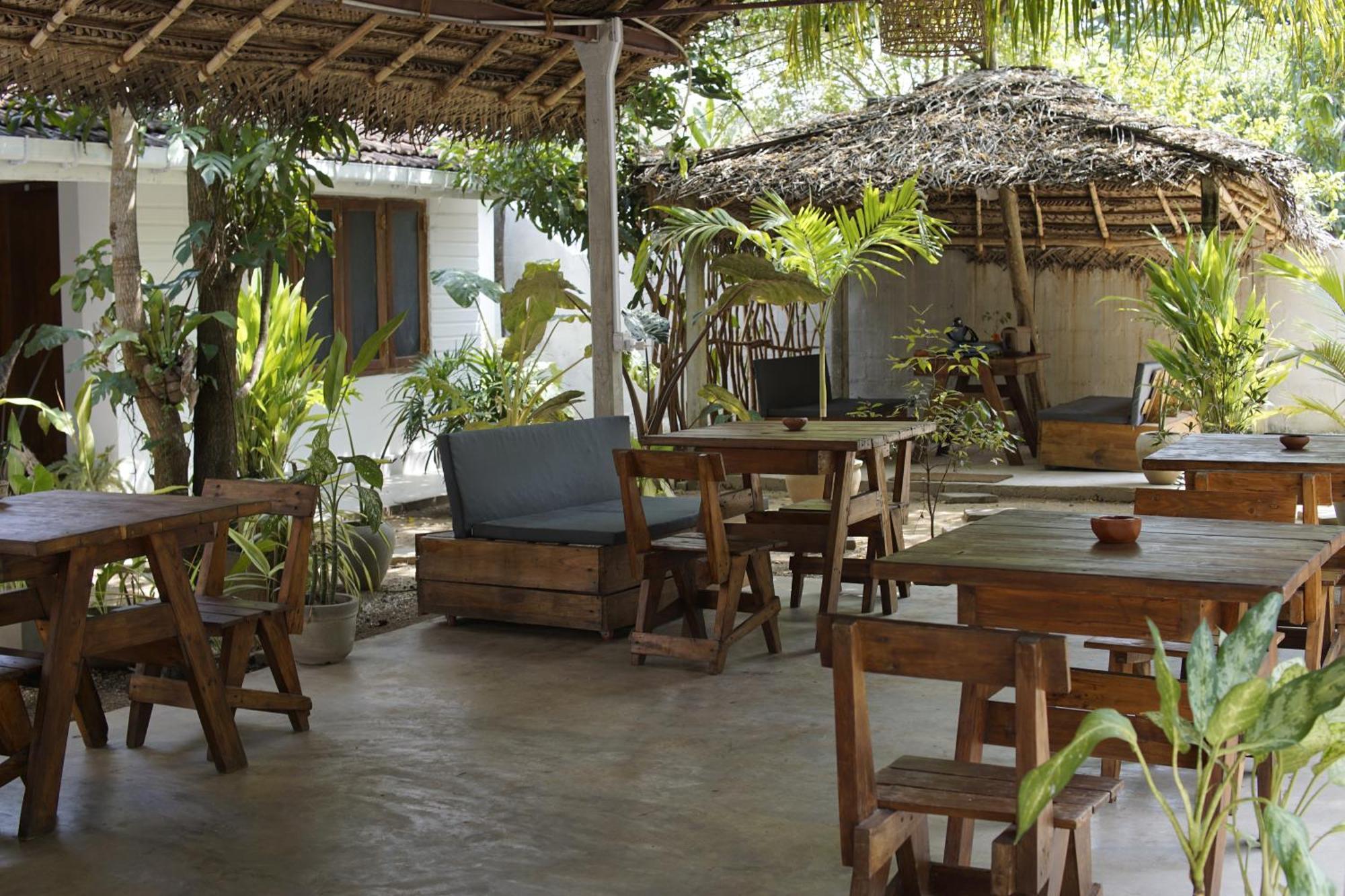 Avalon Apartment Weligama Exterior photo