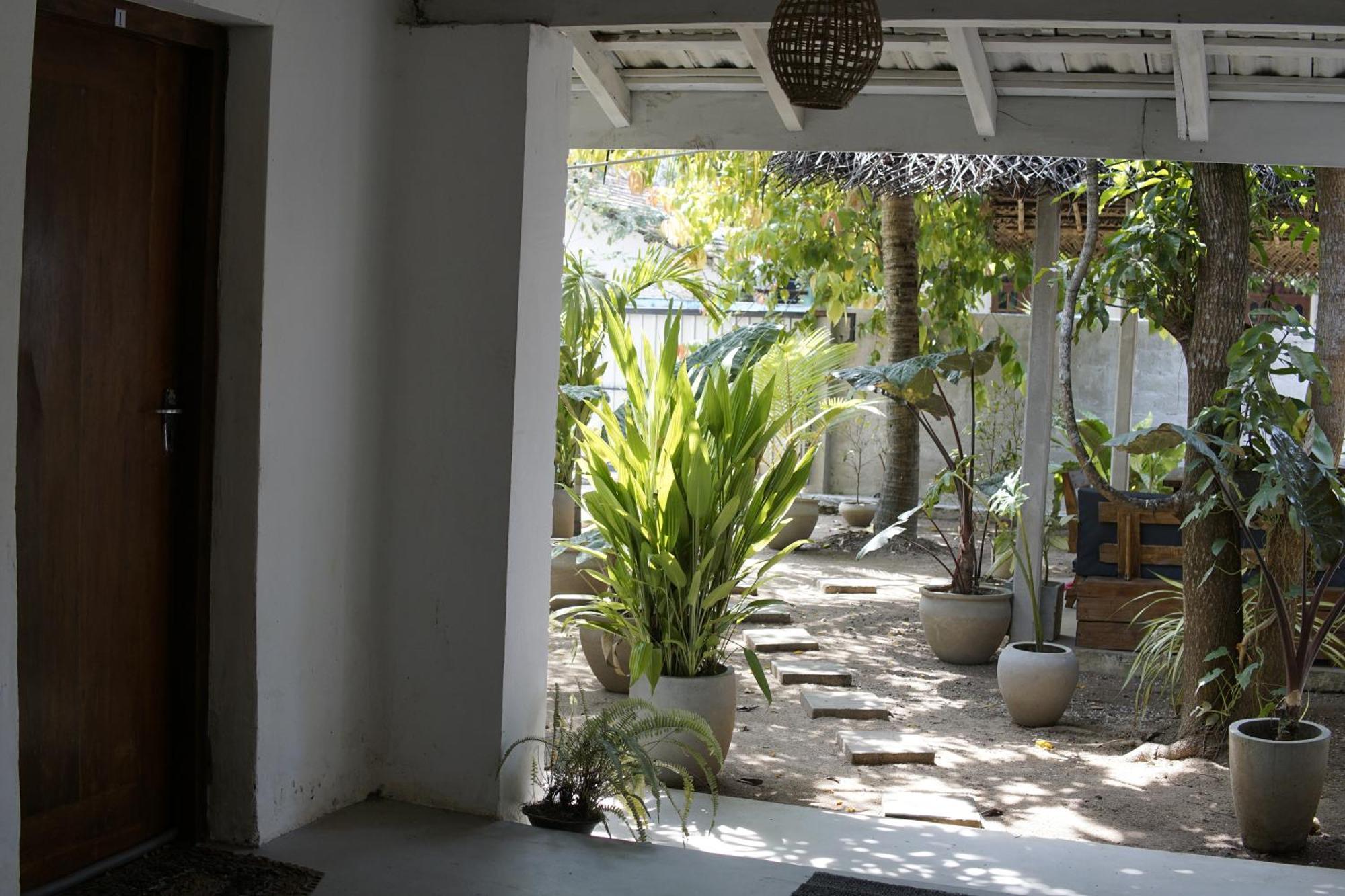 Avalon Apartment Weligama Exterior photo